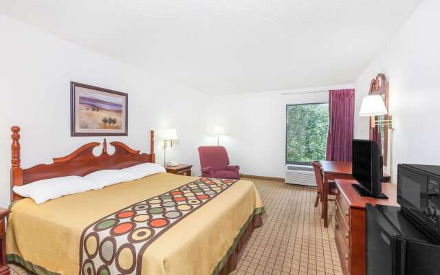 Super 8 by Wyndham Conway