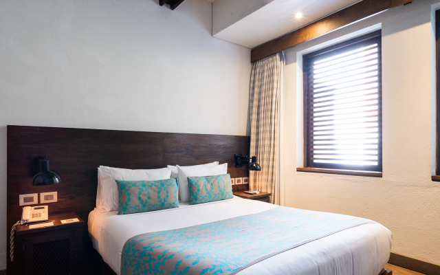 Sophia Hotel