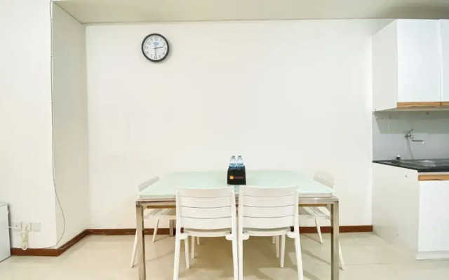Best View 2BR Green Bay Condominium Apartment