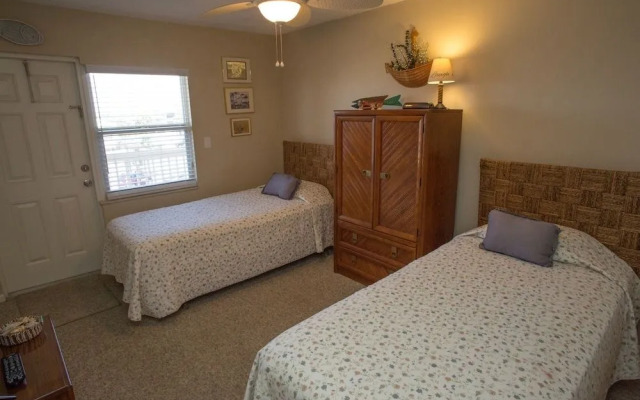 Win-San B-204 - 2 Br Condo