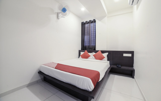 Samudra Executive by OYO Rooms