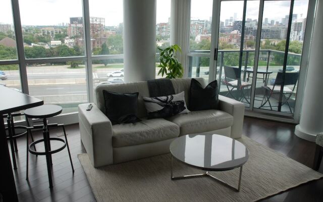 Amazing 2BR Condo with Stunning Views