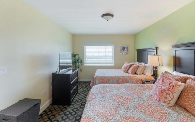 Harbourside Marker 33