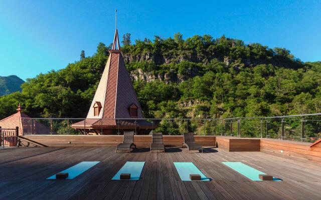 Hotel Crowne Plaza Borjomi by IHG