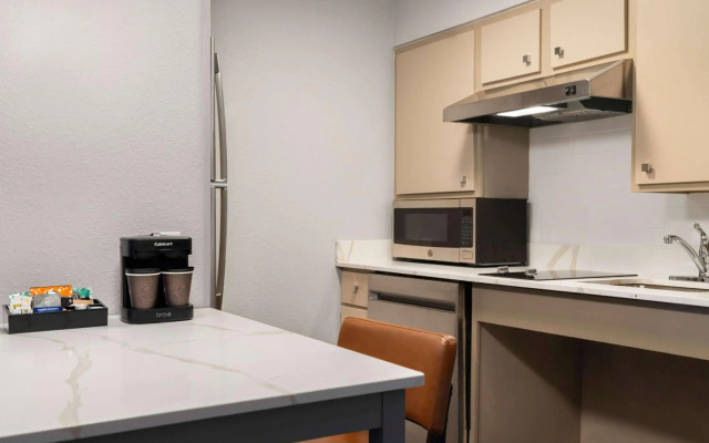 Homewood Suites by Hilton Richmond - Airport