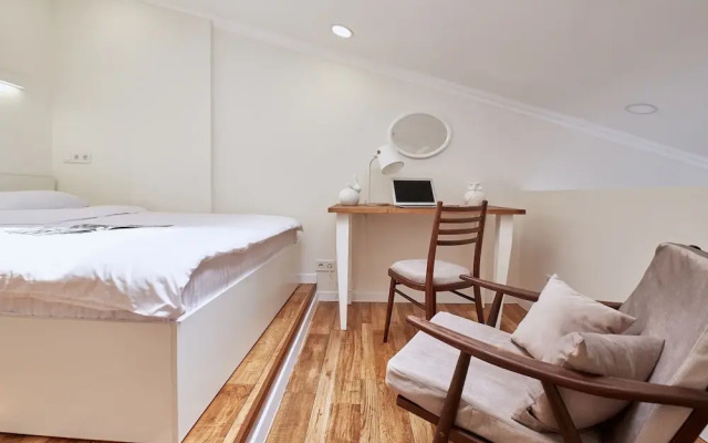 Апартаменты Flatsis, ул. Дудинская, 1а