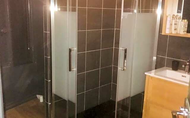 Chambre privée totalement indépendante au cœur de la ville