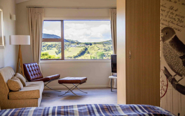 Le Chalet Waiheke Apartments