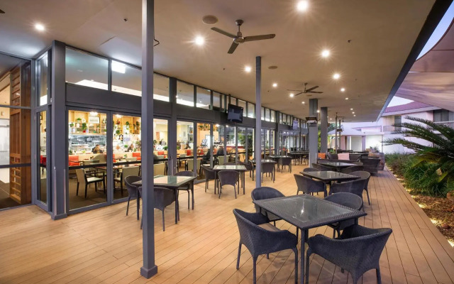 Crowne Plaza Alice Springs Lasseters by IHG