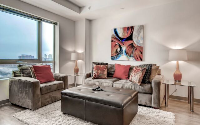 Global Luxury Suites in Rosslyn