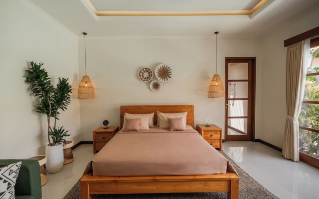 Villa Nana by Pertama Stay