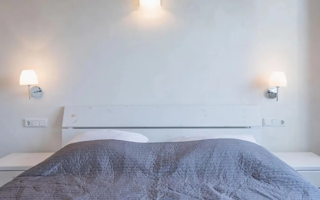 Exklusiv Eingerichtetes Ferienhaus in Strandnahe