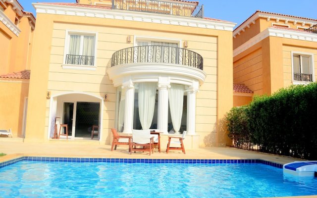 Luxury 15-bed Villa Close to Elgouna See View