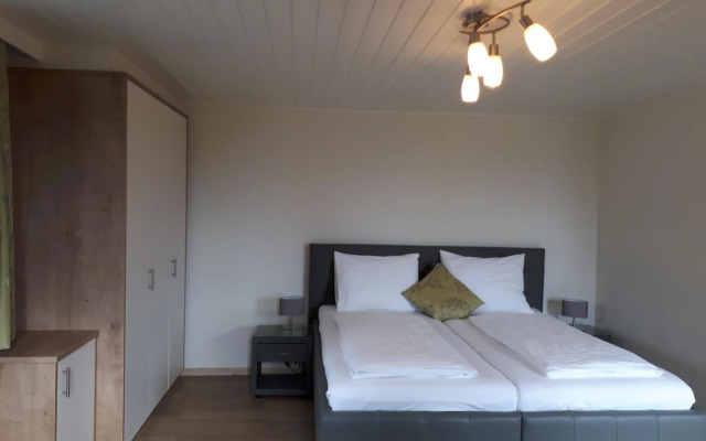 Pension Kreuzinger, 5310 Tiefgraben