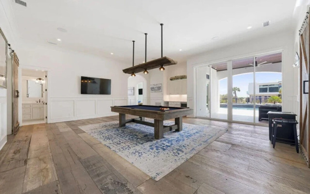 Bourbon Sea by Five Star Properties