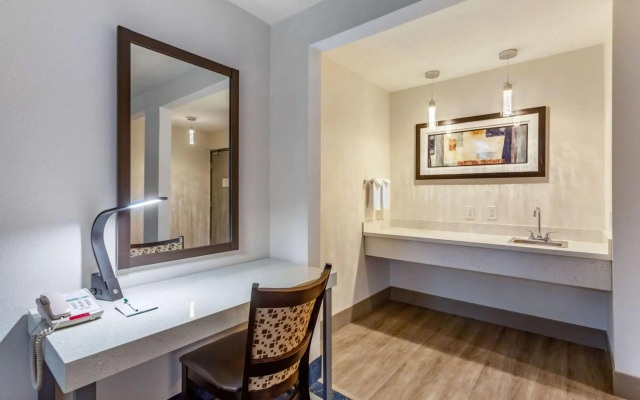 Quality Inn Murfreesboro - University Area