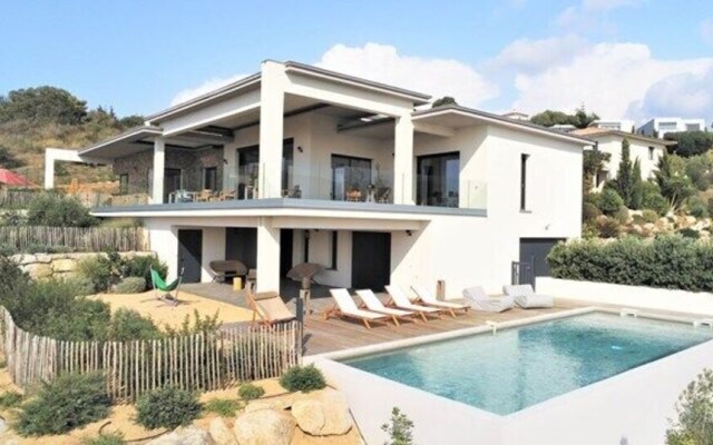 Villa d'architecte vue mer Porticcio