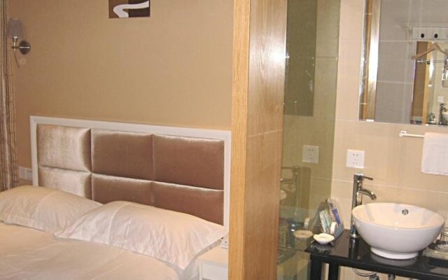 Yihao Business Hotel