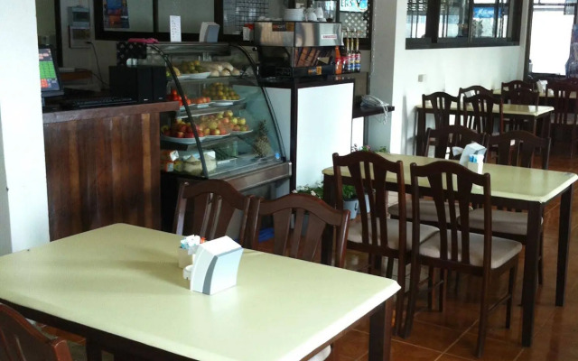 Simple Life Talay & Divers Resort