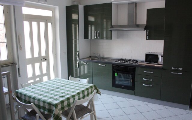 Apartment with One Bedroom in Ortona, with Wonderful Sea View, Furnished Garden And Wifi - 1 Km From the Beach