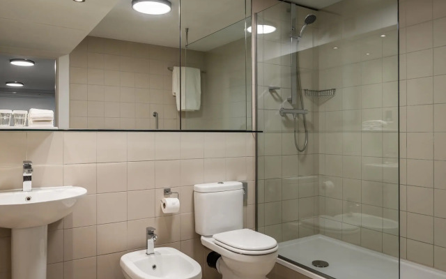 Monarch House Serviced Apartments