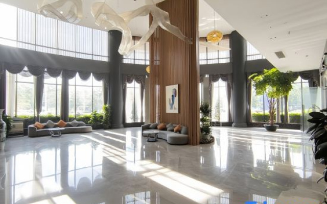 Pinyi Hotel