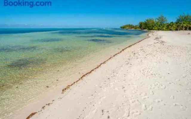Two Rainbows by Grand Cayman Villas & Condos