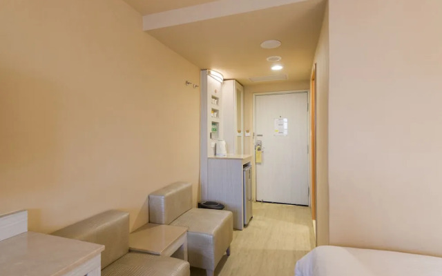 Kindness Hotel Houyi Jiuru