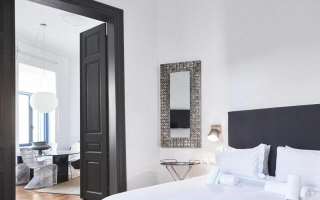 Art Pantheon Superior Suite