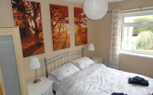 Immaculate 3-bed House in Fairbourne