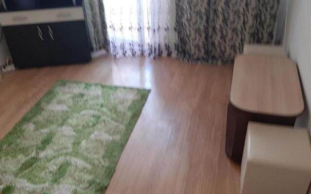 Apartament Etaj 2 Strada Rozelor
