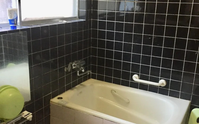 Guest House Face to Face