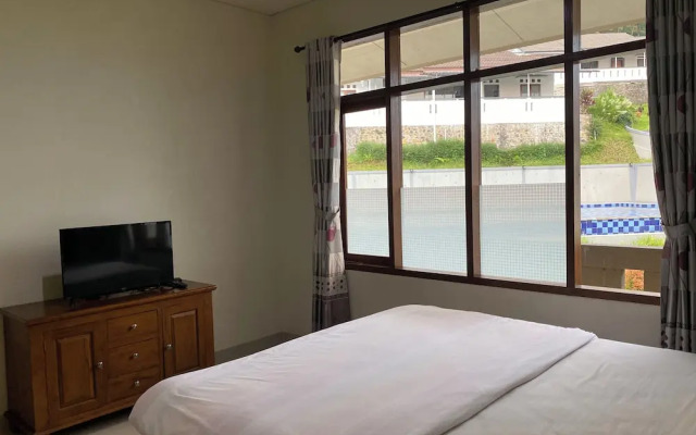 OYO 94582 Villa Beringin Puncak