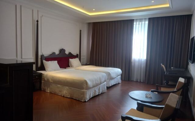 Mia Hotel (Feliz Hotel Binh Duong)