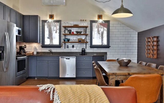 Whitetail Chalet 4 Bedroom Home