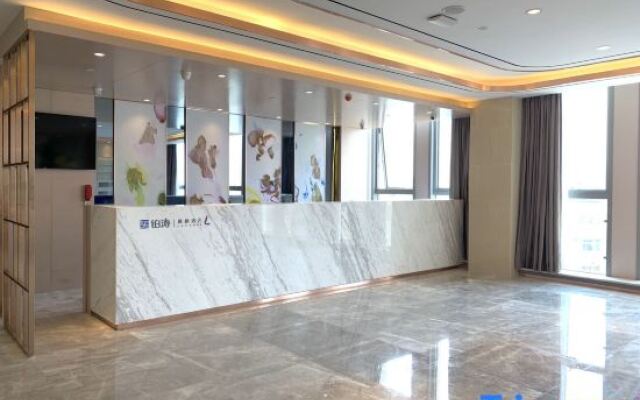 Lavande Hotel Tianjin West Lake Road