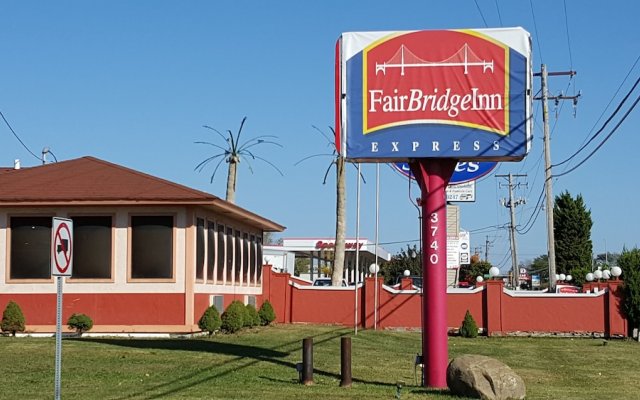 Fairbridge Inn Express