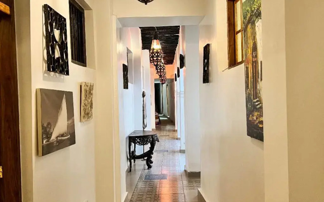 Zanzi House