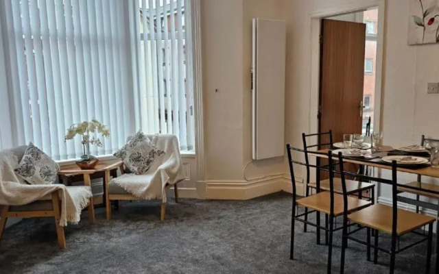 Lawnswood Holiday Apartments