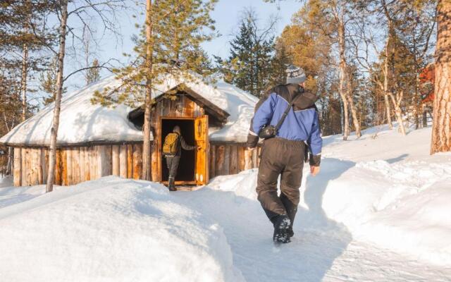 Hotelli Korpikartano