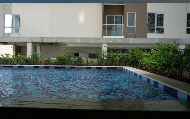 Homey 2BR at Paradise Mansion Apartment