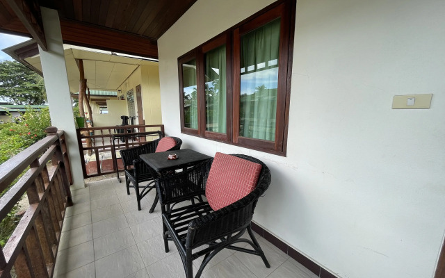 Sea Breeze Bungalow