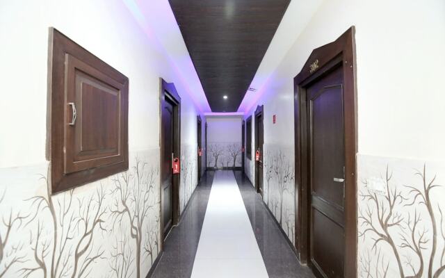 Capital O 10540 Hotel JD Residency