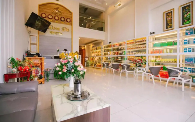 Nhat Tan Hotel