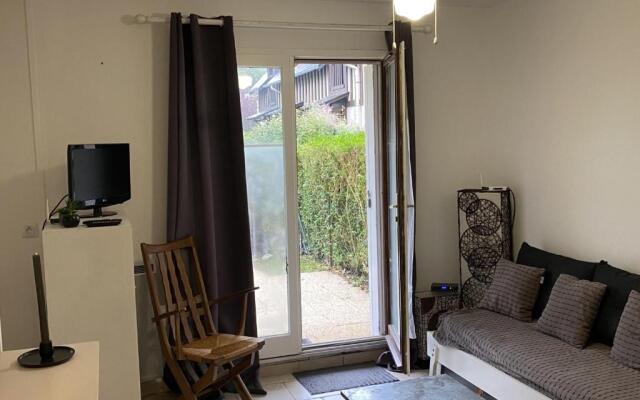 Appartement Cabourg, 2 pièces, 4 personnes - FR-1-487-188