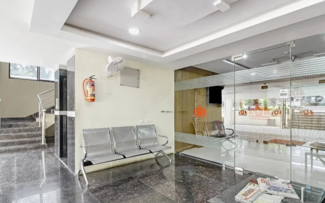 Sri Lakshmi Deluxe By OYO Rooms