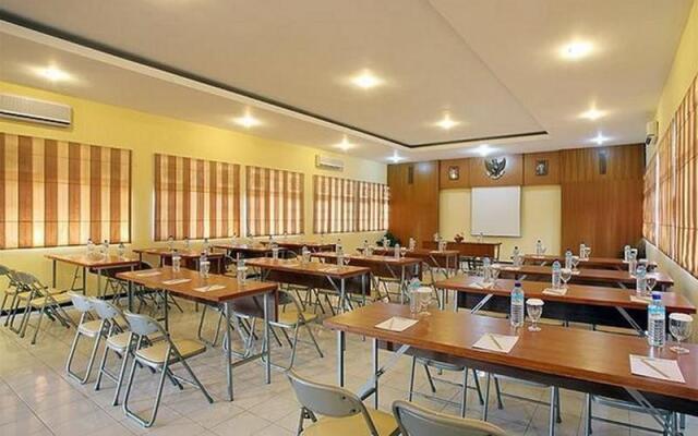 Giri Hotel Lombok