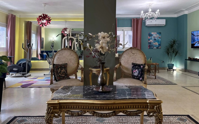 Spacious 3-Bedroom Fully-Furnished Apt in Nasr City