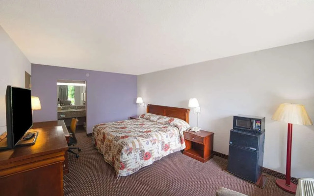 Masters Inn Selma/Smithfield I-95 By OYO