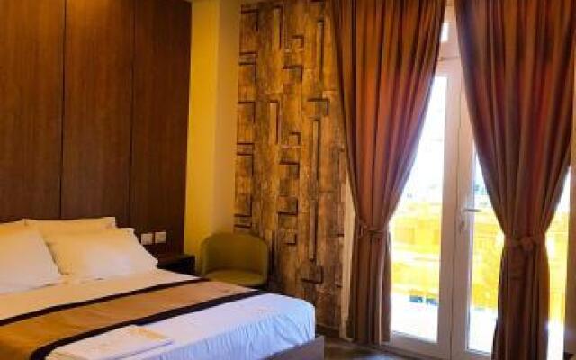 Vila One Beach Hotel